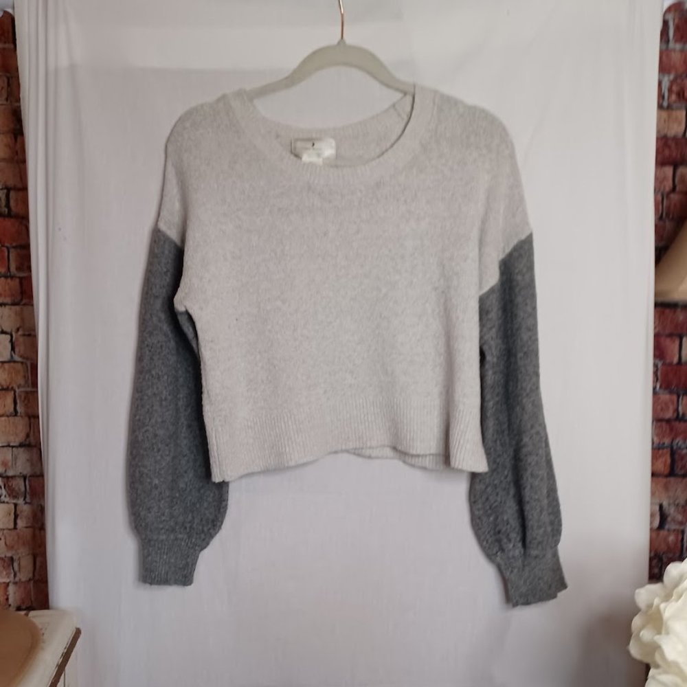 Ruby Moon Two-Toned Gray Crop Sweater | Small | T… - image 2